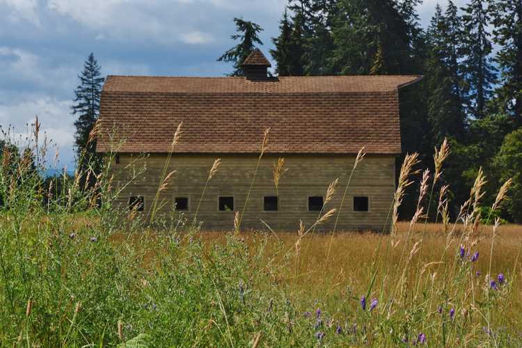 barn